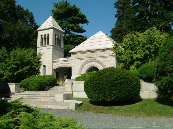 Pratt Family Mausoleum